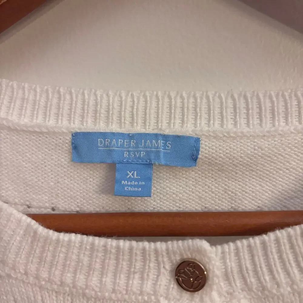 Draper James White Textured Knit Sweater XL Button Front Preppy Feminine Spring - Picture 7 of 9